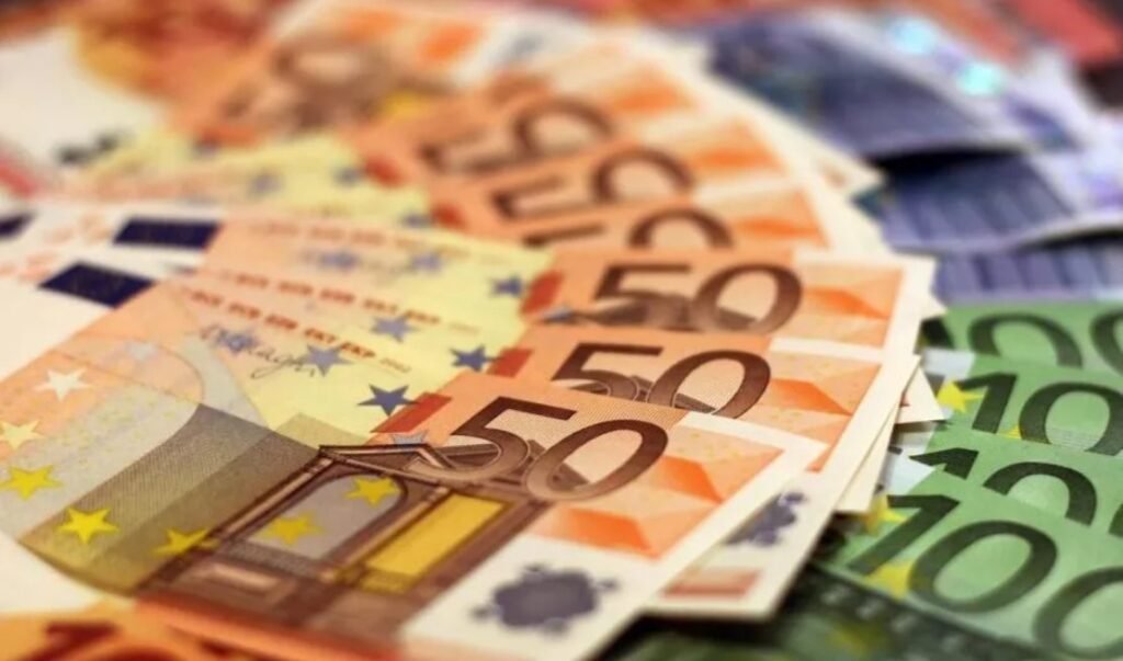 Rezervele valutare ale Moldovei au scăzut cu 81 mil. euro în luna mai 1 Rezervele valutare ale Moldovei au scăzut cu 81 mil. euro în luna mai
