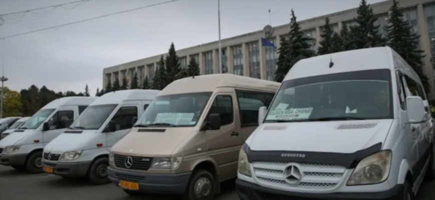 transportatorii ies in strada