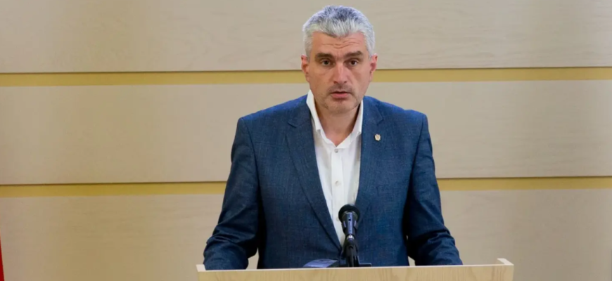 Alexandr Slusari: „Reducerea tarifului la energie electrică a fost întârziată și are tentă politică” 1 alexandr slusari0