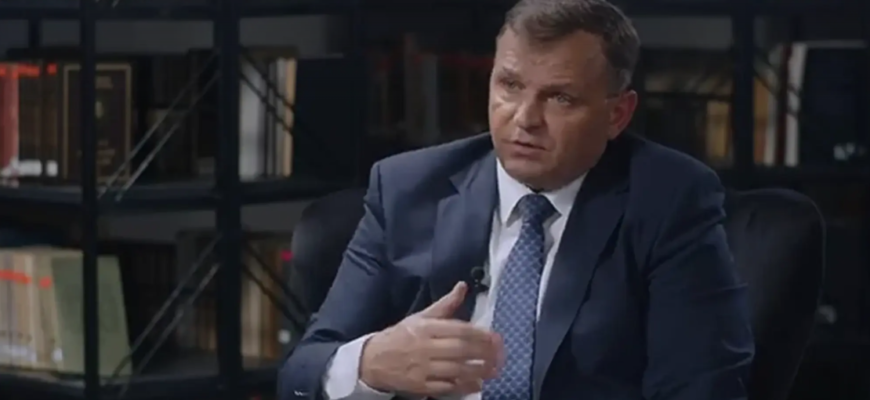 andrei nastase va candida