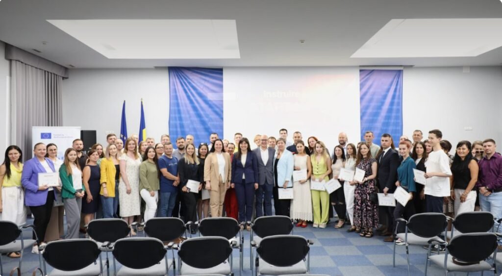 Circa 120 de antreprenori instruiți în inițierea afacerilor în cadrul Programului pentru START UP-eri
