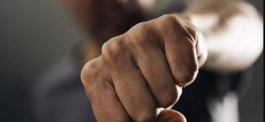 batut cu bestialitate