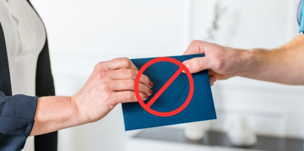 combatere a platilor salariale in plic