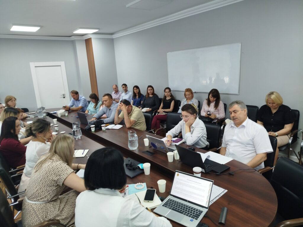 Ministerului Mediului, a continuat consultările publice dedicate blocului tematic „Calitatea apei” 1 consultarile publice