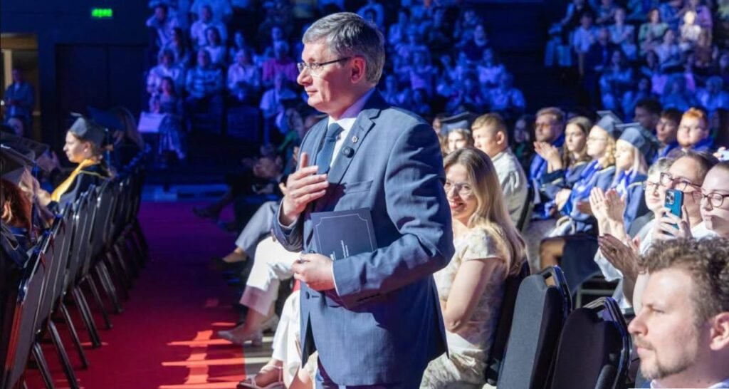 Igor Grosu către absolvenții Universității Pedagogice de Stat „Ion Creangă”: „Ați ales să contribuiți la schimbarea Moldovei prin educație”