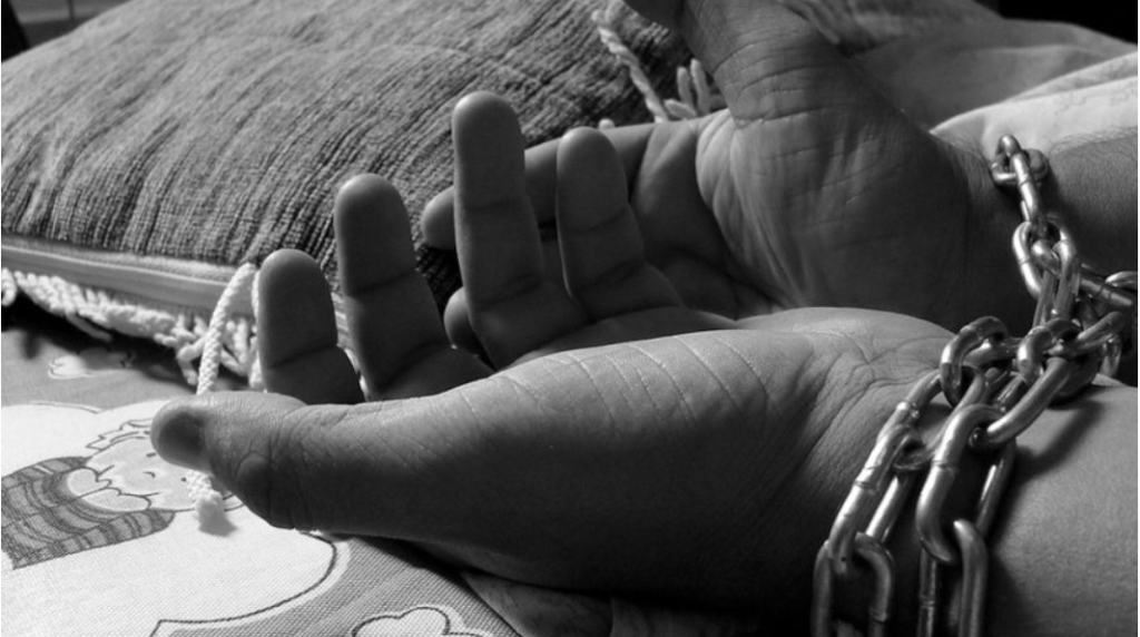 impotriva traficului de persoane