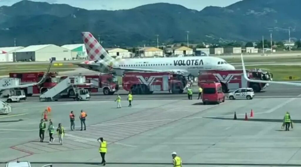 Incident şocant pe aeroportul din Bergamo. Un tânăr a murit aspirat de motorul unui avion, la decolare 1 Incident şocant pe aeroportul din Bergamo. Un tânăr a murit aspirat de motorul unui avion, la decolare