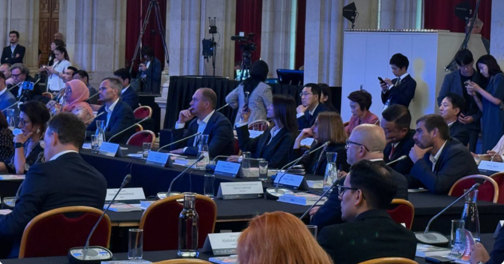 ion ceban promoveaza chisinaul la viena