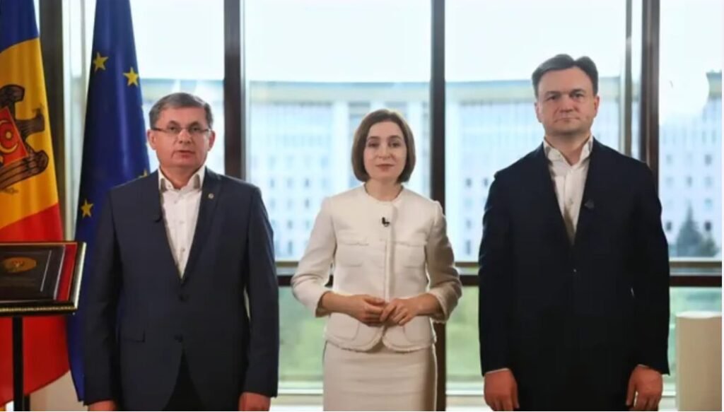 VIDEO// Republica Moldova marchează astăzi Ziua Constituției. Conducerea statului: „Constituția ne reamintește că soarta Moldovei nu se decide de alții, ci de noi, cetățenii ei”