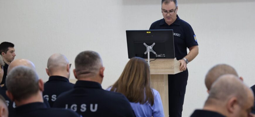 Peste 1000 de vieți omenești au fost salvate de pompieri și salvatori în primul semestru al anului 2025 1 pompieri si salvatori