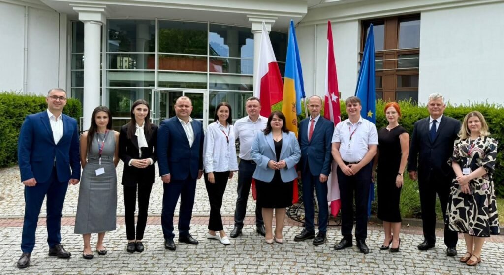 Reprezentanți ai Serviciului Vamal și Serviciului Fiscal de Stat participă la un program internațional de instruire