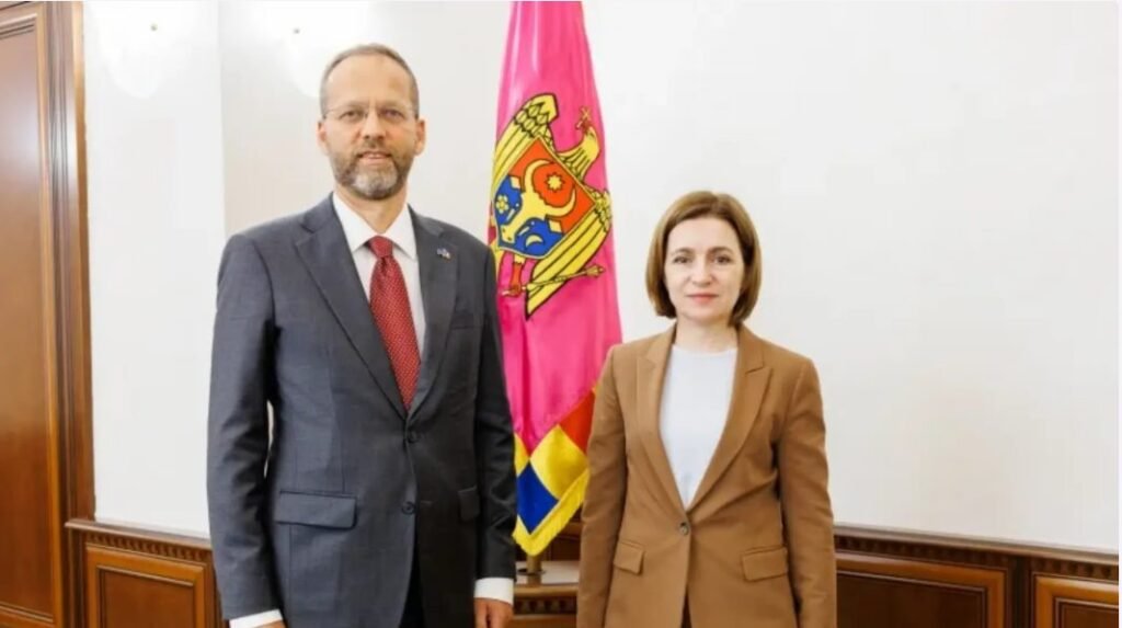 Maia Sandu a avut o întrevedere de rămas bun cu Ambasadorul Uniunii Europene, Jānis Mažeiks