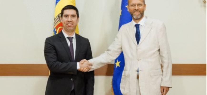 janis mazeiks isi incheie mandatul