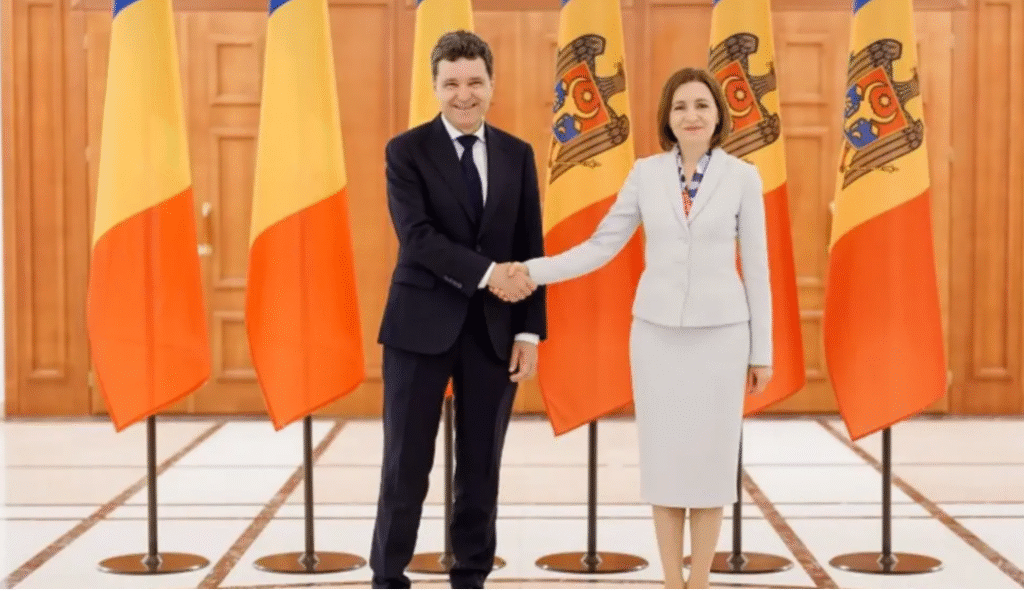 nicusor dan vine la chisinau