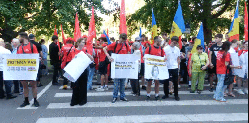 psrm a protestat in fata guvernului