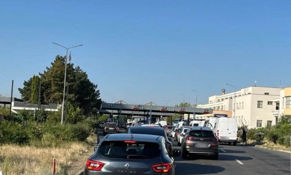 Trafic aglomerat la PTF Leușeni pe sensul de ieșire din Republica Moldova
