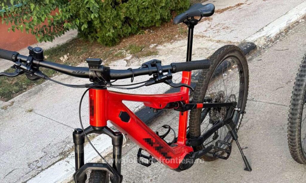 Un moldovean a fost prins la frontieră cu 6 biciclete electrice în valoare de 100 mii lei, fără acte de proveniență 1 1757227006249 40880 s4