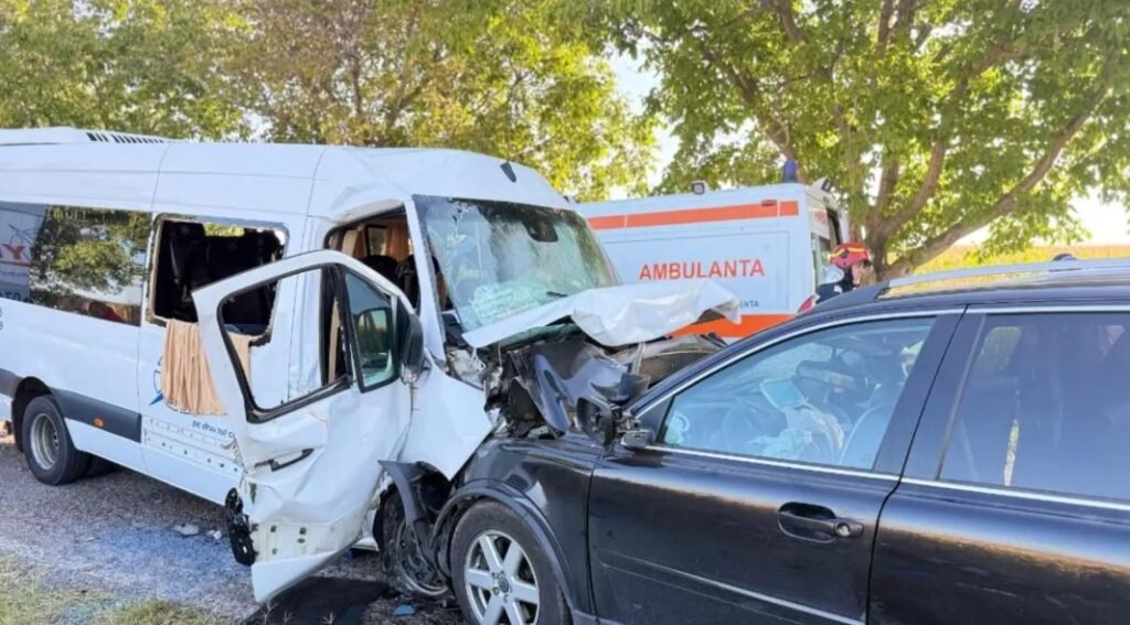 Trei cetățeni ai Republicii Moldova au decedat într-un accident rutier produs în județul Botoșani 1 Trei cetățeni ai Republicii Moldova au decedat într-un accident rutier produs în județul Botoșani