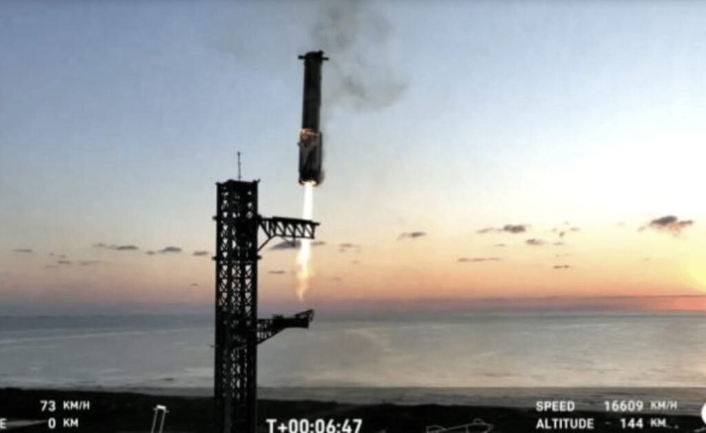 Misiunea Starship Flight 11. SpaceX testează limitele megarachetei înaintea noii generații 1 Misiunea Starship Flight 11. SpaceX testează limitele megarachetei înaintea noii generații