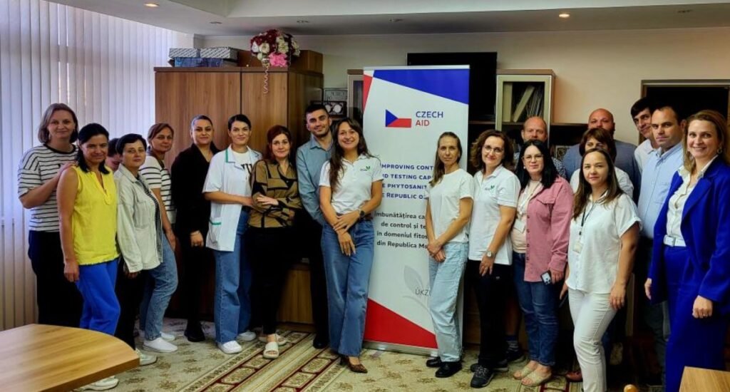 Inspectorii ANSA și specialiștii Laboratorului Produse de origine vegetală și produse de uz fitosanitar, au participat la un atelier de lucru 1 Inspectorii ANSA și specialiștii Laboratorului Produse de origine vegetală și produse de uz fitosanitar, au participat la un atelier de lucru