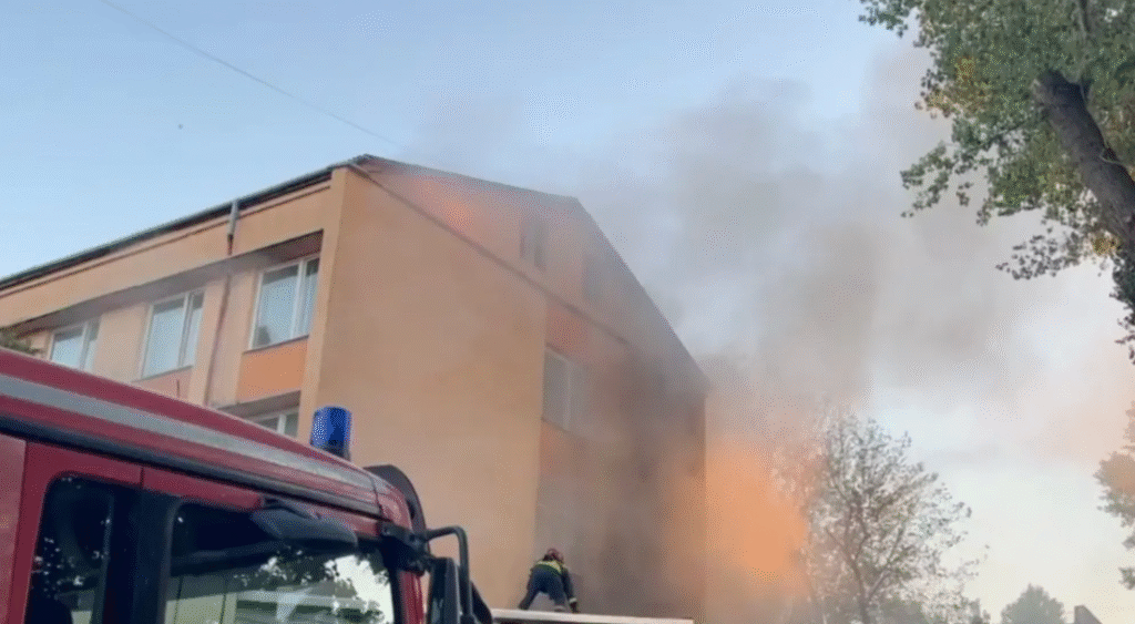 la un pas de tragedie