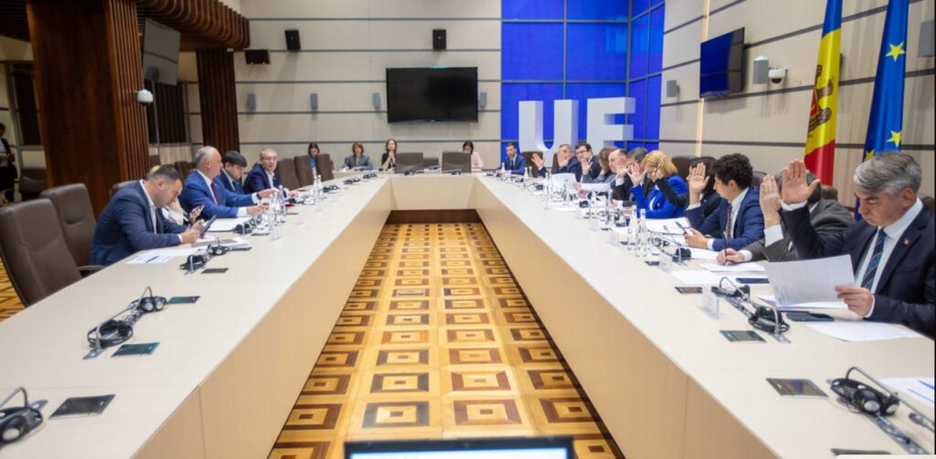 A fost constituit Biroul permanent al Parlamentului de legislatura a XII-a 1 biroul permanent al parlamentului