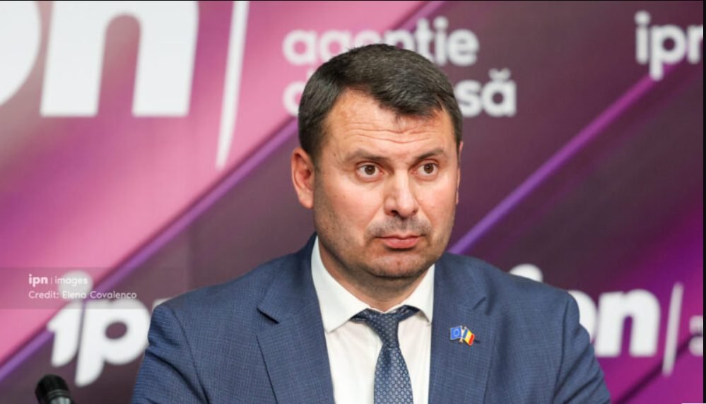 VIDEO// Fracțiunea „Democrația Acasă” cere amânarea cu o săptămână a votului pentru noul Guvern
