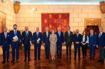 2025 11 13 prim ministru munteanu majestatea sa margareta pe ang1172