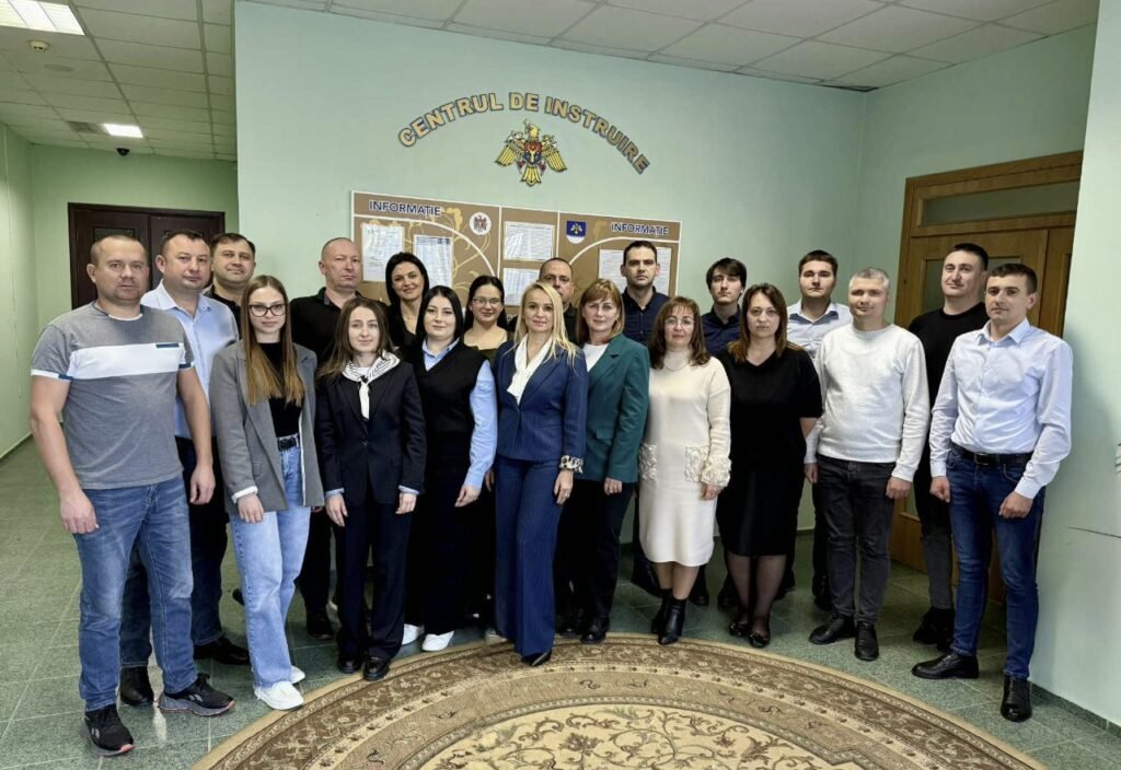 Serviciul Vamal formează o nouă generație de funcționari publici. 20 de debutanți au încheiat programul de instruire