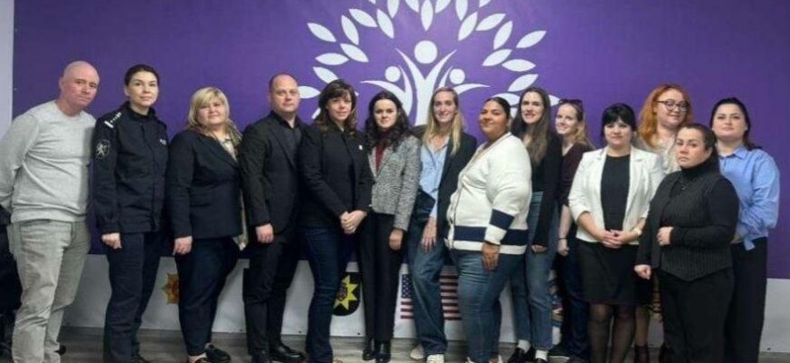 photo 5247170316306419903 y