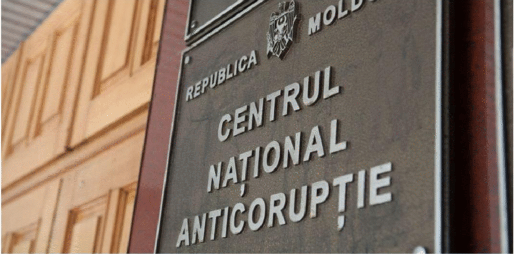 Vicepreședinta organizației teritoriale Rîșcani a partidului ”ȘOR”, trimisă în judecată pentru complicitate la finanțarea ilegală a partidului 1 procuratura anticoruptie a finalizat urmarirea penala