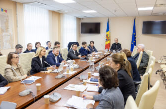 r3 12439 2048x1365 1