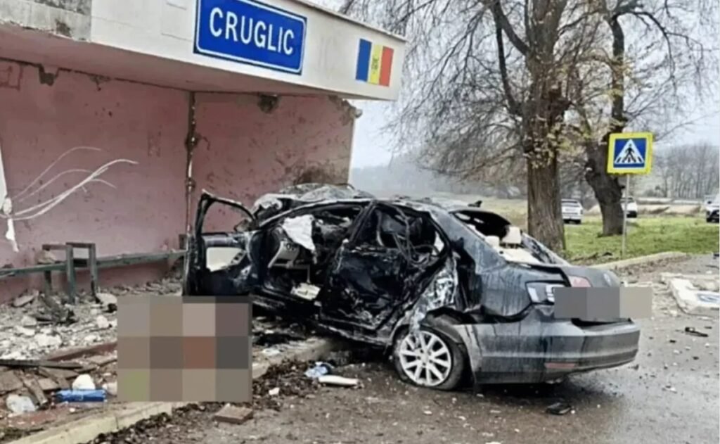 Un șofer a murit după ce s-a izbit cu mașina într-o stație de așteptare și vehiculul a luat foc 1 Un șofer a murit după ce s-a izbit cu mașina într-o stație de așteptare și vehiculul a luat foc