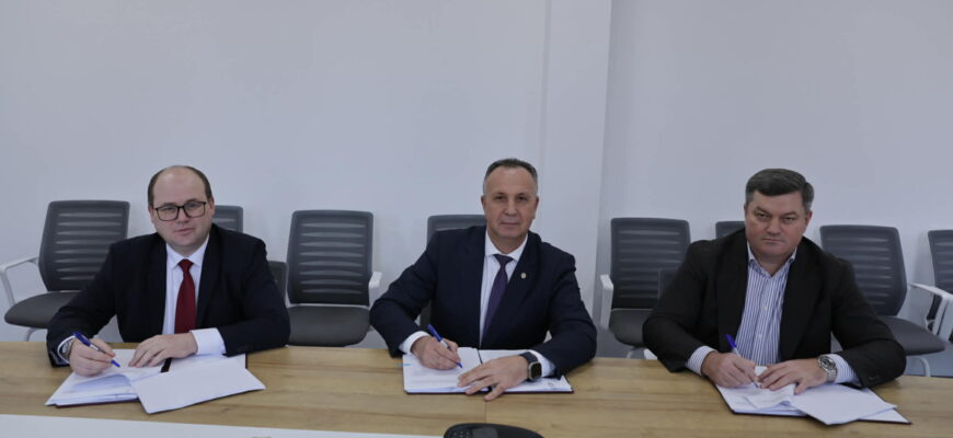 104bc579 6ac4 4cc0 9b64 90c8eb26ab0f