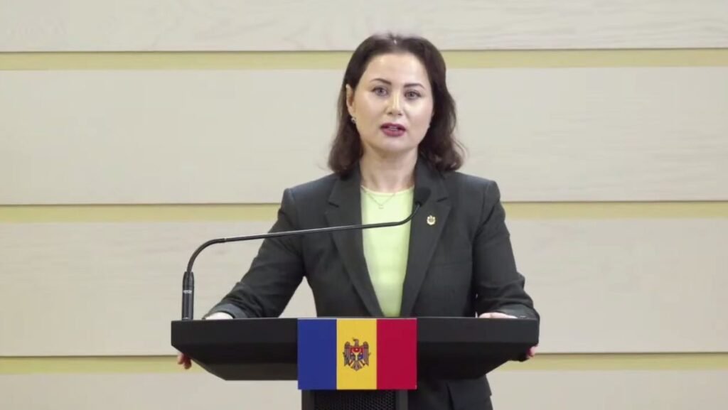 Salariile mari ale șefilor ANRE, CNPF și ANRCETI ar putea fi reduse semnificativ în 2026. PAS a înregistrat un proiect de lege