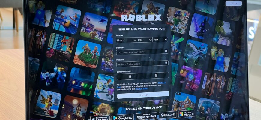 a laptop with a screen