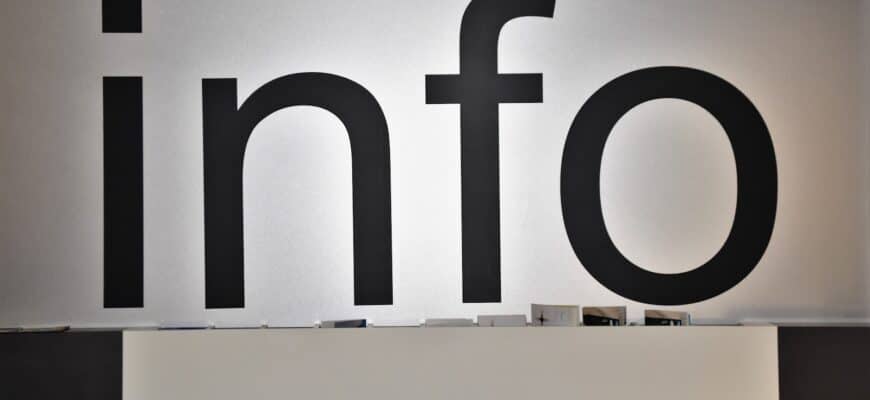 black and white Info text