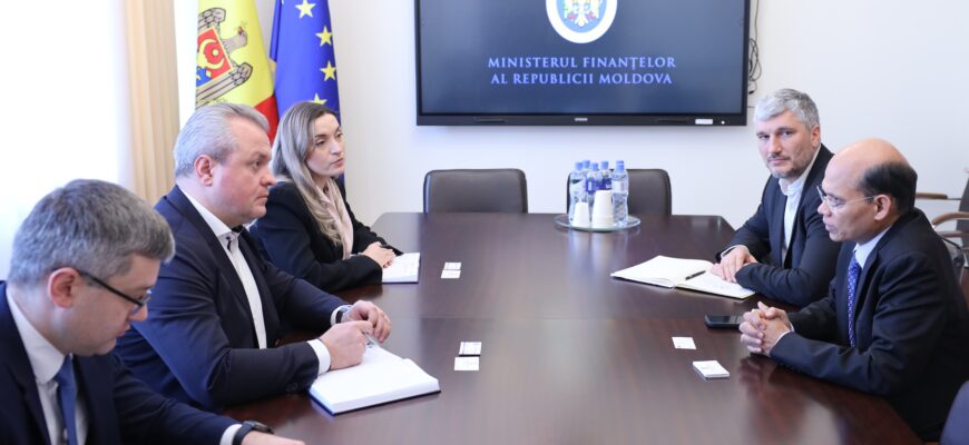 4a4ff3af 61d9 4868 89cd 914e1448fe7e