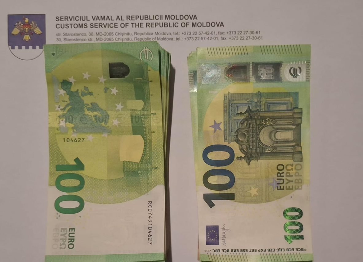 Doi moldoveni ”au uitat” să declare mijloacele financiare la intrarea în Republica Moldova. Banii au fost confiscați