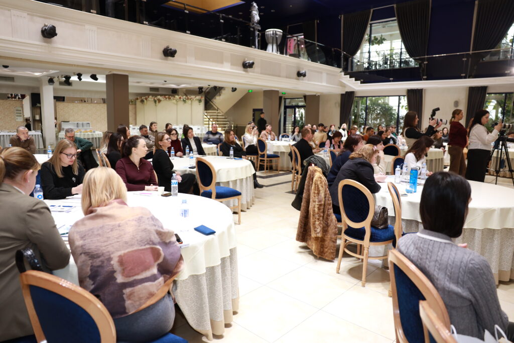 930a9377jpg 698af5f5b93982.50596675