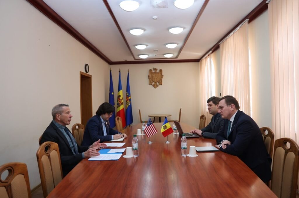 Directorul Serviciului Vamal a avut o întrevedere de lucru cu managerul de proiect al Biroului de Asistență Tehnică al Trezoreriei SUA