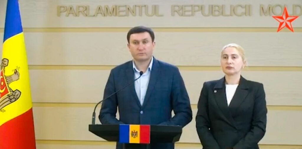PSRM cere Ministerului Educației să înceteze presiunile politice asupra profesorilor