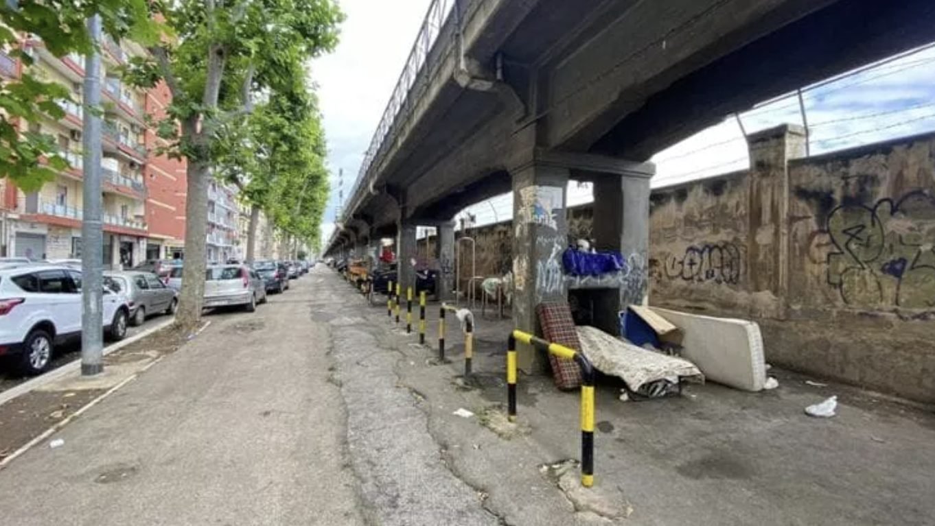 Un moldovean de 43 ani a fost găsit mort pe o stradă din Italia. Ar fi suferit un infarct