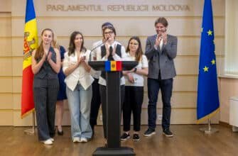 Studenții USM au vizitat Parlamentul și au participat la concursul educațional „Misiunea Parlamentului”