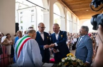 Doi primari din Italia și-au oficializat relația. Un europarlamentar a fost prezent la ceremonie