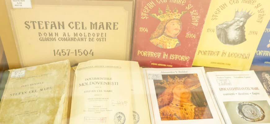 La Parlament a fost inaugurată expoziția de documente și publicații rare dedicată lui Ștefan cel Mare