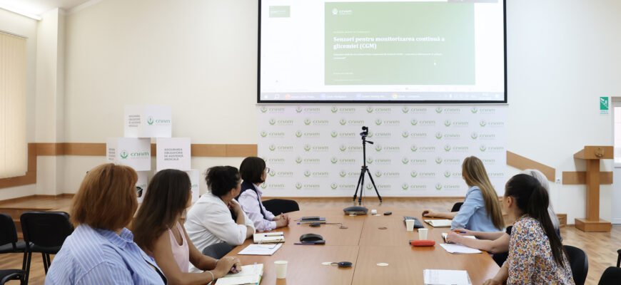 CNAM organizează instruiri medicilor și farmaciștilor privind prescrierea senzorilor compensați pentru monitorizarea glicemiei
