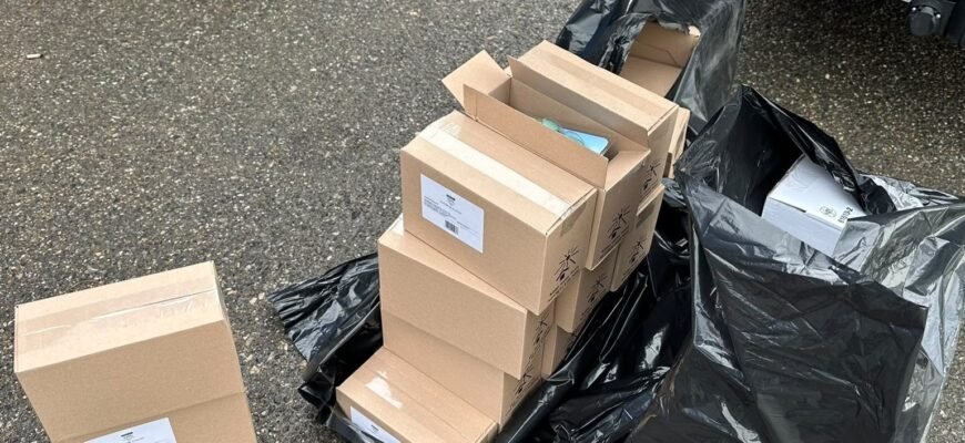 Peste 400 de produse destinate bebelușilor, fără acte legale, depistate la postul vamal Leușeni
