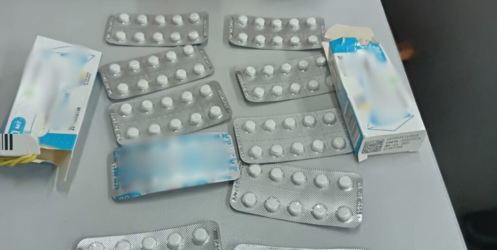 Bunuri și medicamente cu efect psihotrop nedeclarate, ridicate în cadrul controlului vamal la postul vamal Cahul și Sculeni 1 Bunuri și medicamente cu efect psihotrop nedeclarate, ridicate în cadrul controlului vamal la postul vamal Cahul și Sculeni