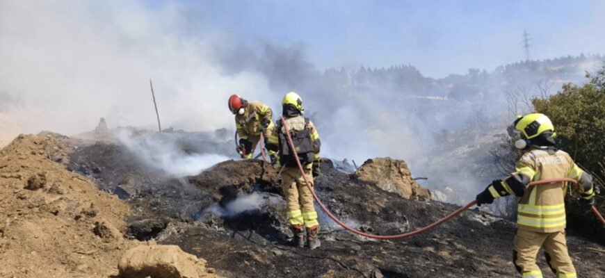 Salvatorii IGSU detașați în Grecia au intervenit la stingerea unui incendiu de vegetație în apropierea localității Derveni